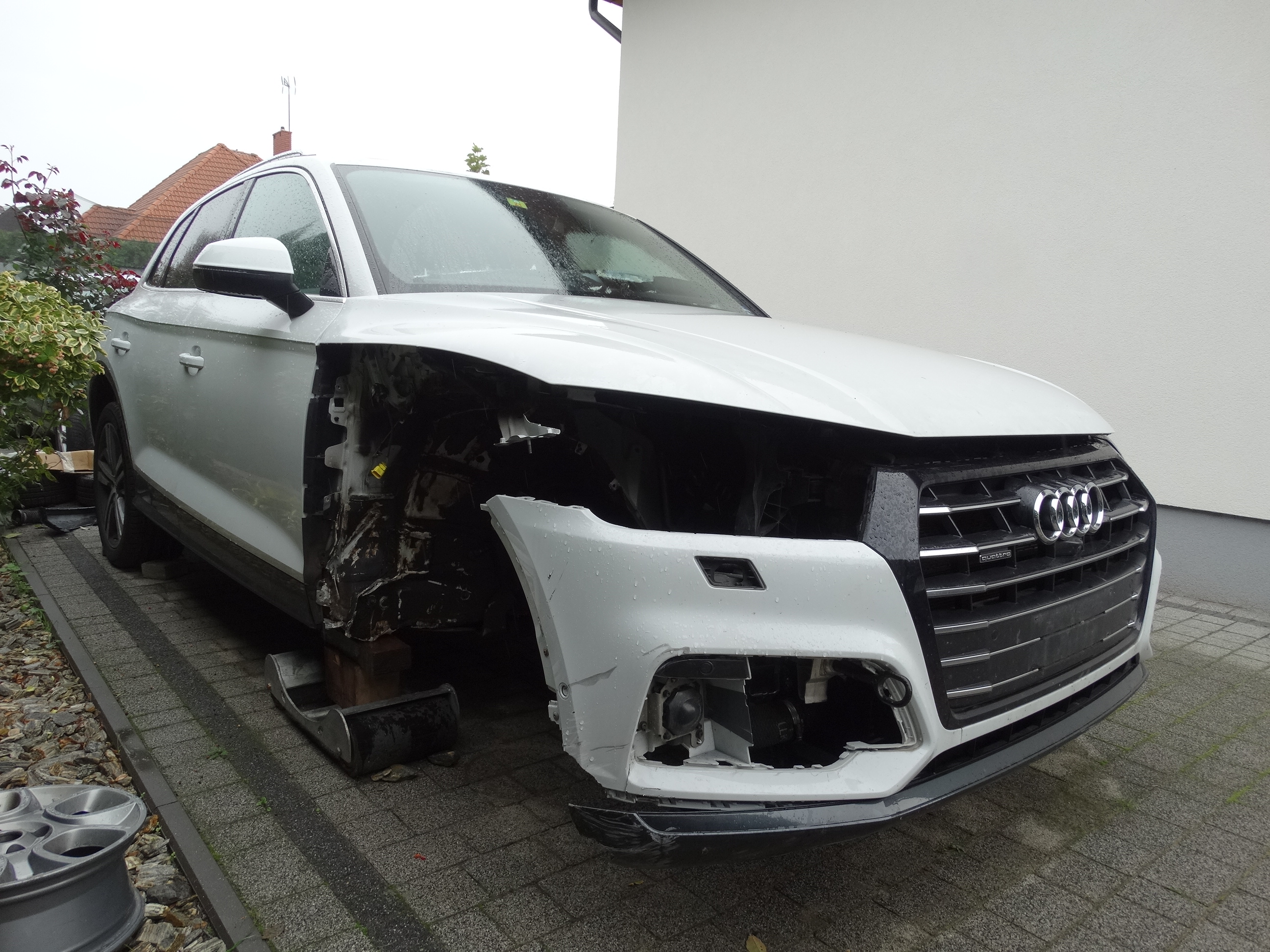 Audi Q5 — identyfikacja numeru VIN, rzeczoznawca samochodowy Konin Turek Poznan