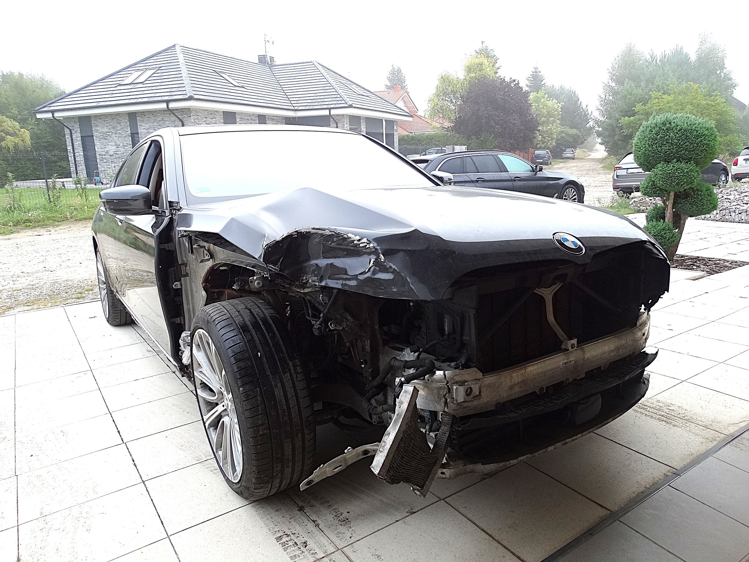 BMW 750 G11 — wycena, podatek akcyzowy